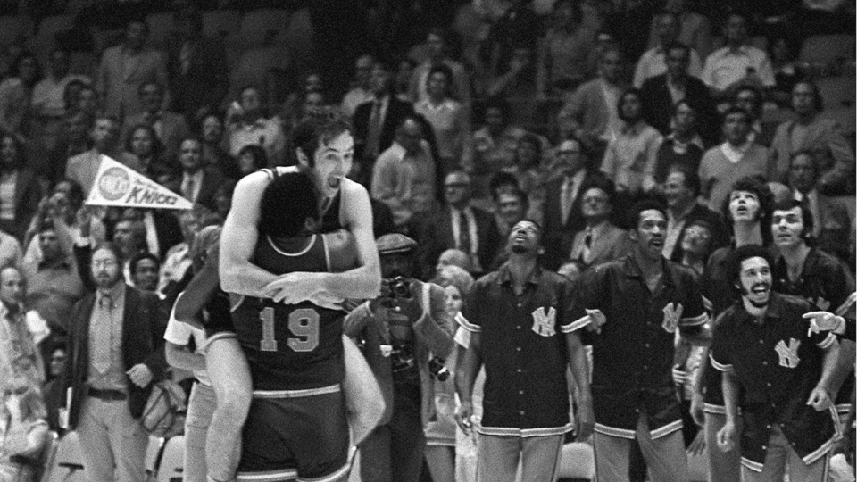 Knicks Hero Background